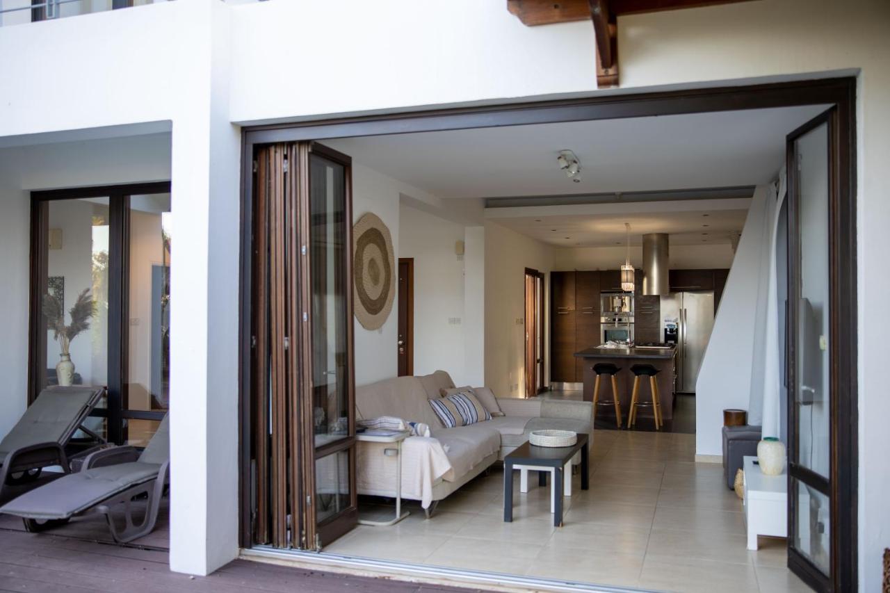 Balinese Villa Ajía Nápa Eksteriør bilde