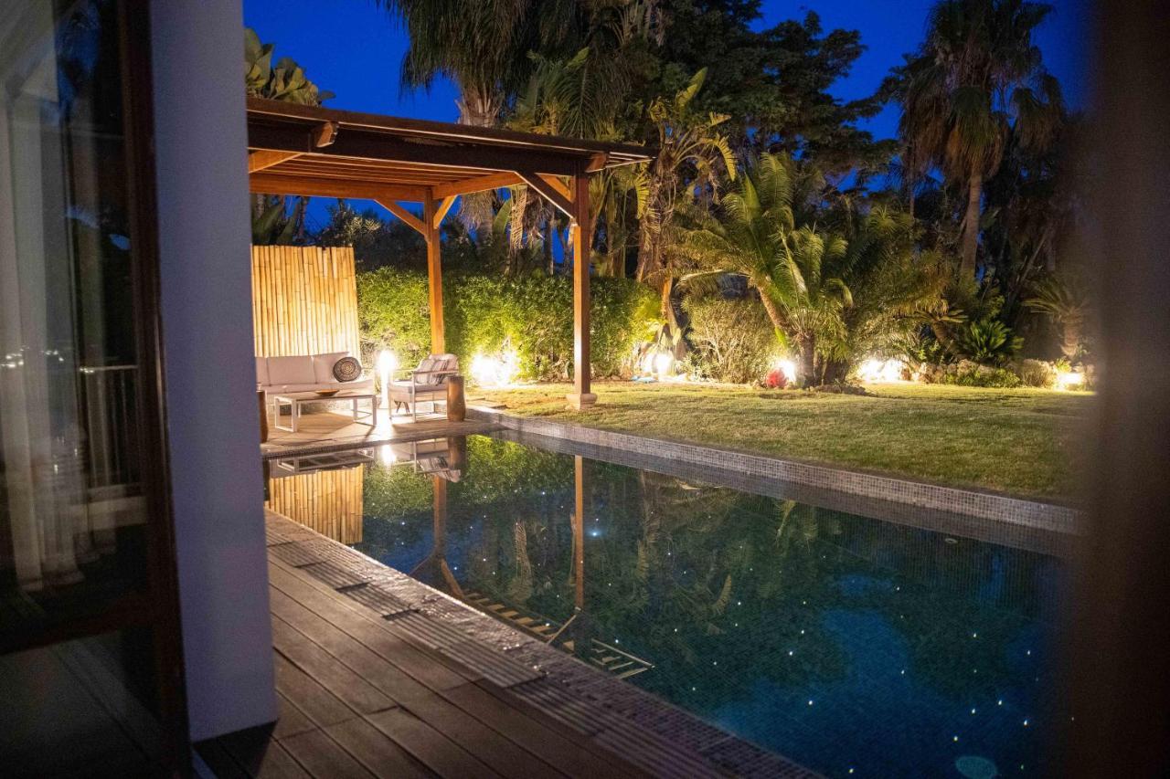 Balinese Villa Ajía Nápa Eksteriør bilde