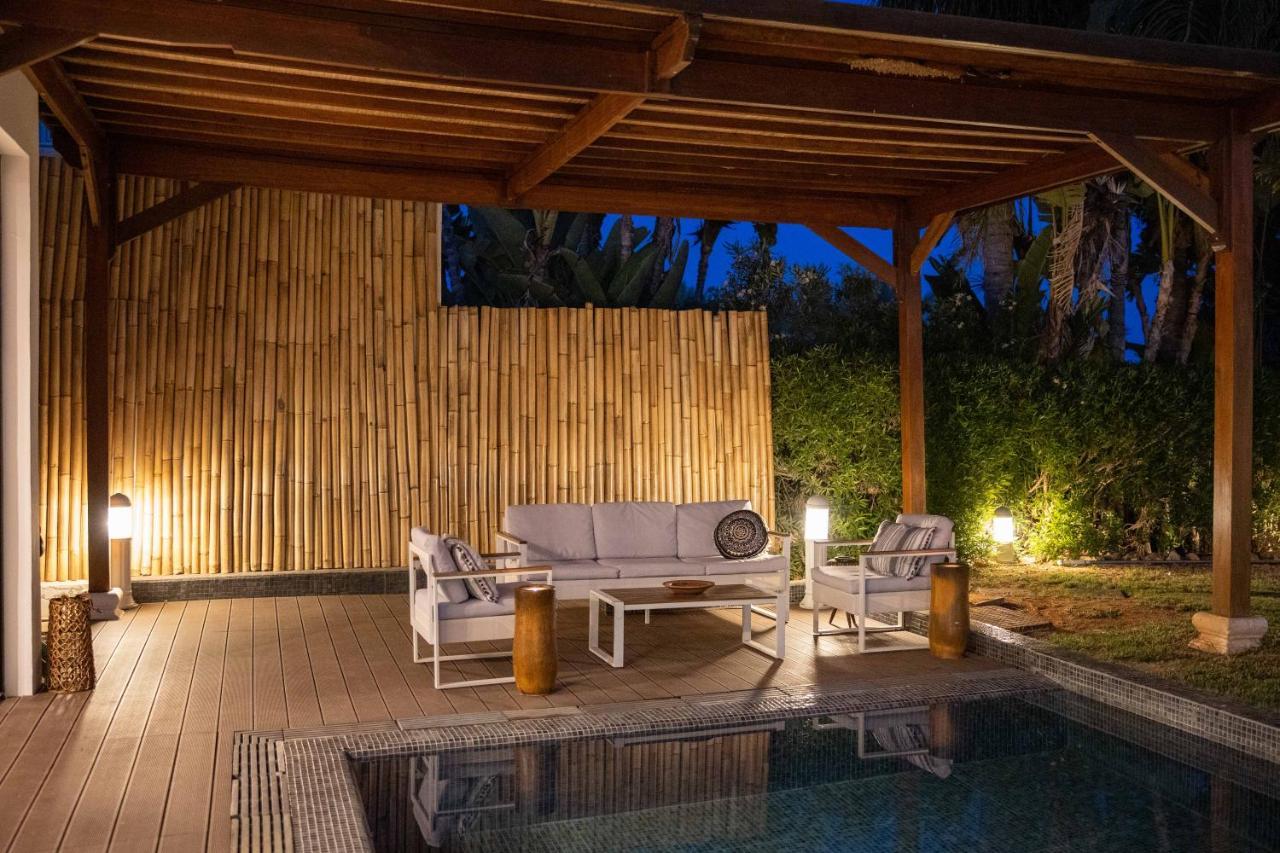 Balinese Villa Ajía Nápa Eksteriør bilde